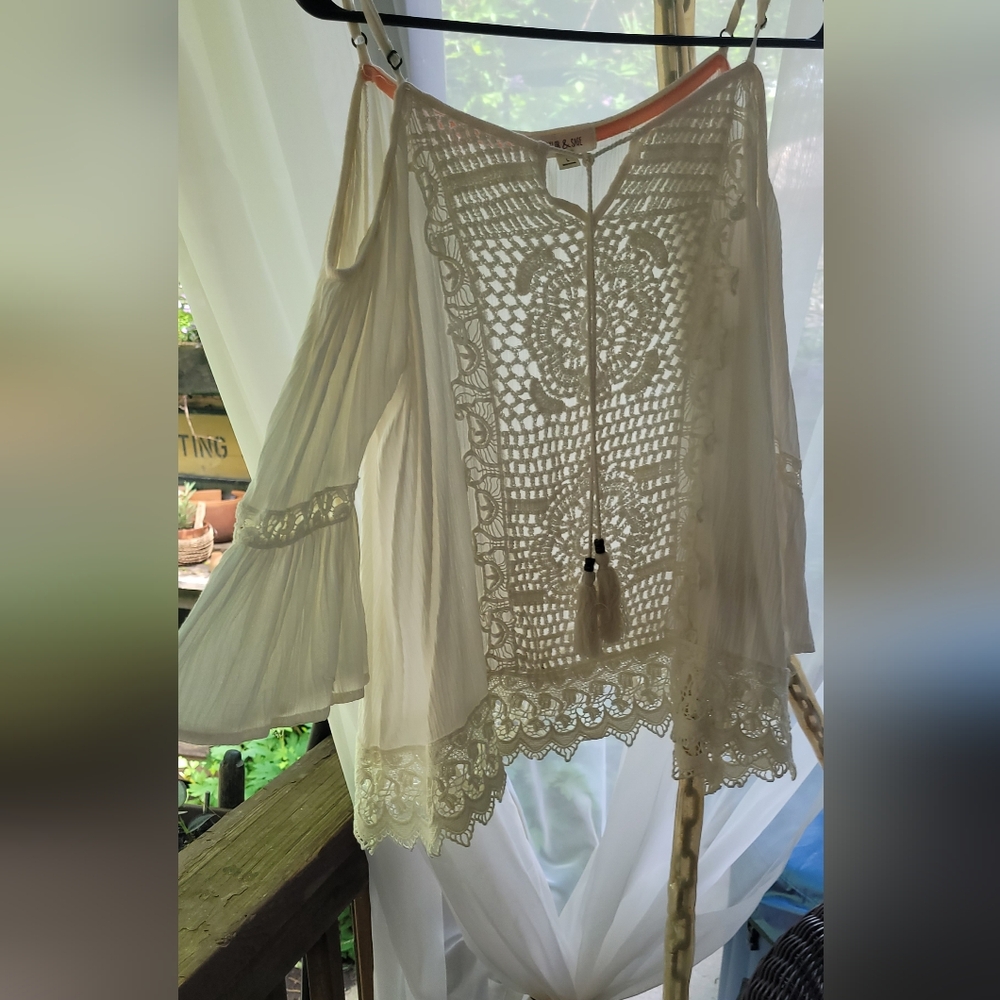 Taylor & Sage Elegant Cream Lace Women's Top
